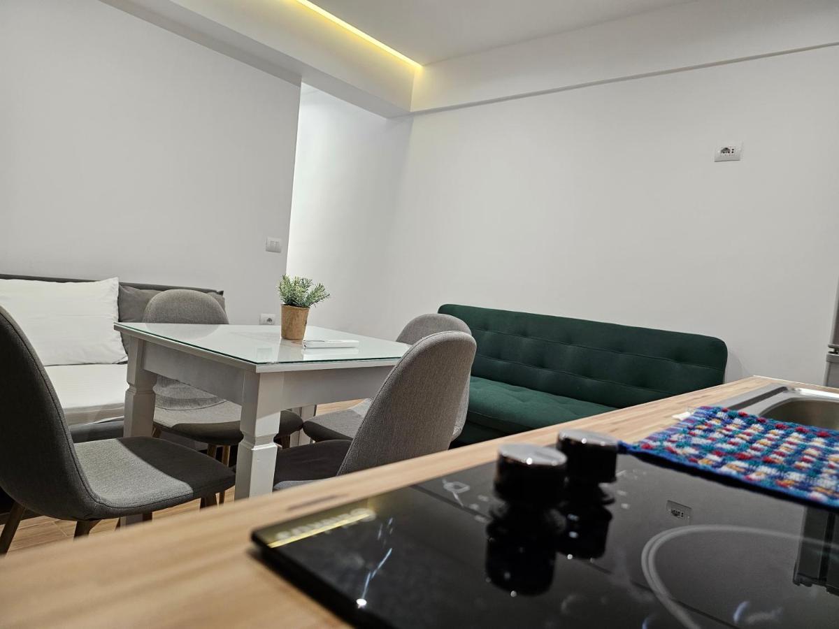 Vila 31 Sarandë Exterior foto